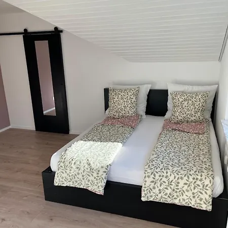 Stylish & Modern Flat With Large Sun Balcony *